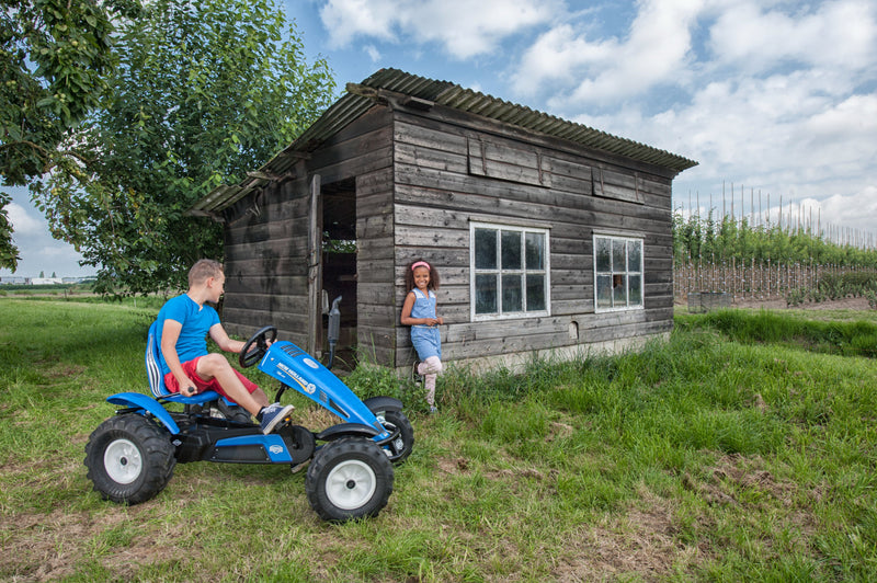 New Holland | Tractor | Go Kart a Pedal | BERG | 5 a 99 años