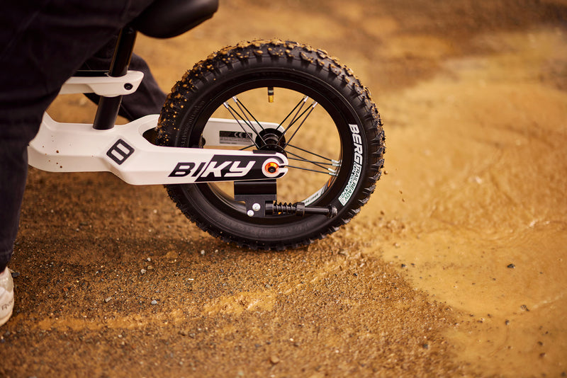 Biky Cross Blanca | Con Freno | Bicicleta de balance | Bicicleta de equilibrio | BERG |  2.5 a 5 años (Copi