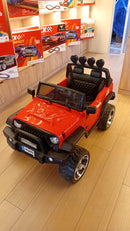 Jeep XL Premium | Auto de Exhibición | 2x12V | Control Remoto | Asiento Cuero | 3 a 9 años | 130x85x85 cm