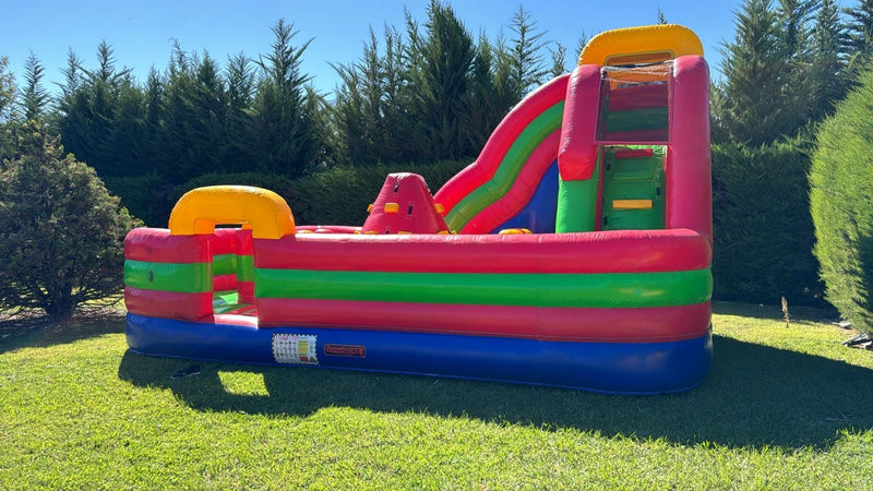 Multiproposito XXL Royal | Juego Inflable | HappyBounce - Avyna | 7.2x4.5 mts - Jugueteria Renner