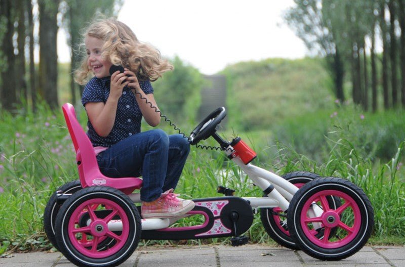 Buddy White | Go Kart a Pedal | BERG | 3 a 8 años - Jugueteria Renner