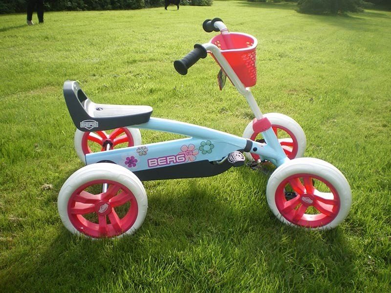 Buzzy Bloom | Go Kart a pedal | BERG | 2 a 5 años - Jugueteria Renner