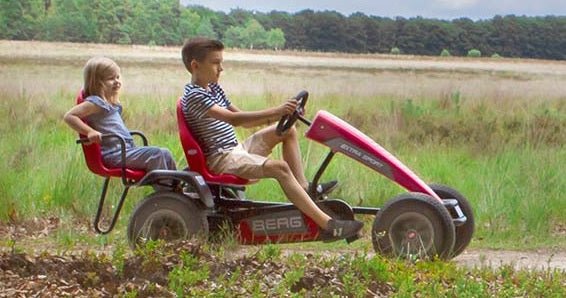Silla Trasera Roja | Accesorios | Go Kart a Pedal | BERG | 5 a 99 años - Jugueteria Renner