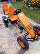 X-Cross | Go Kart a Pedal | BERG | 5 a 99 años - Jugueteria Renner